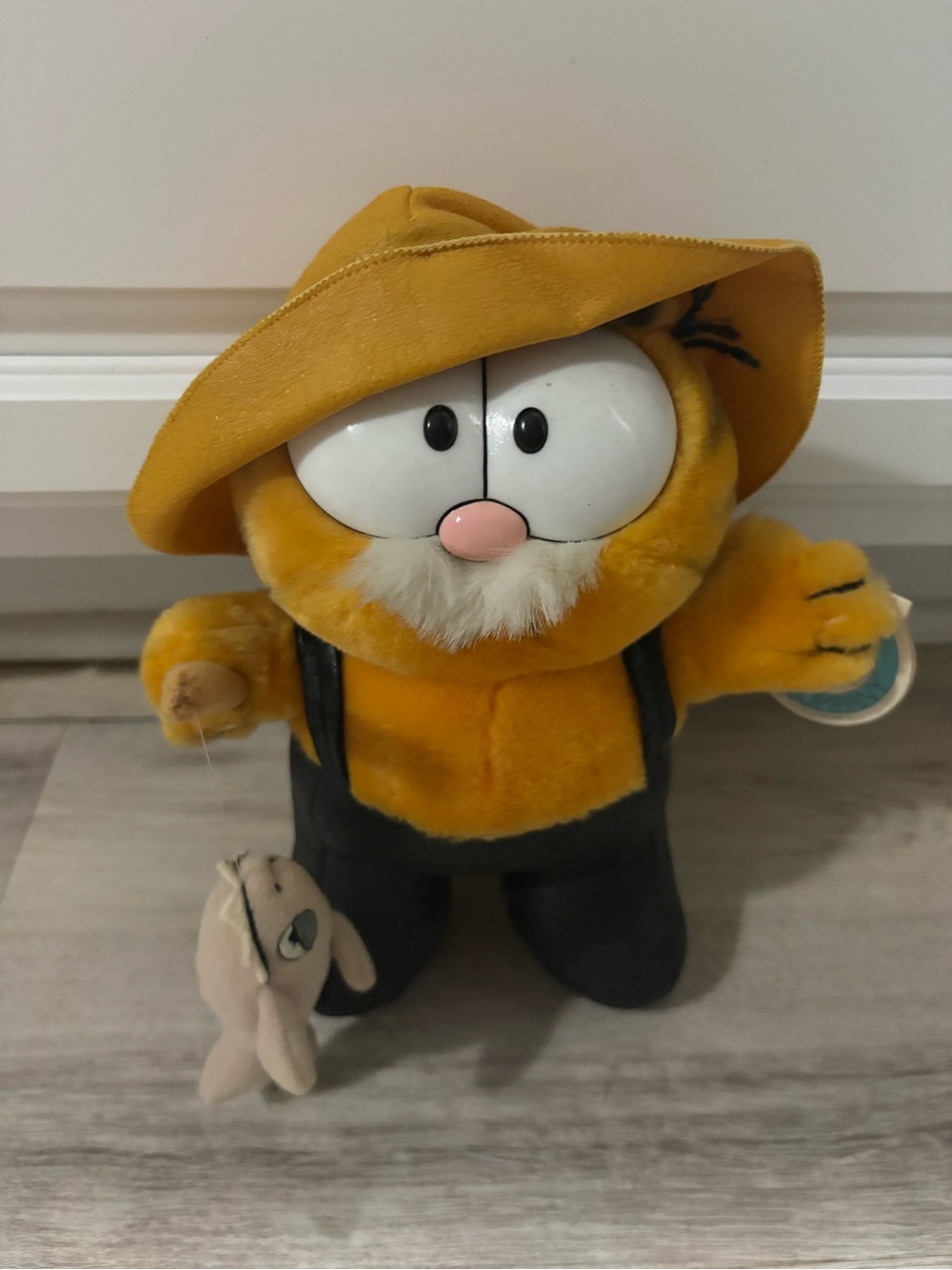 NWT Vintage 1978-1981 Dakin “The Big Catch” Fisherman Garfield Plush Stuffed Toy
